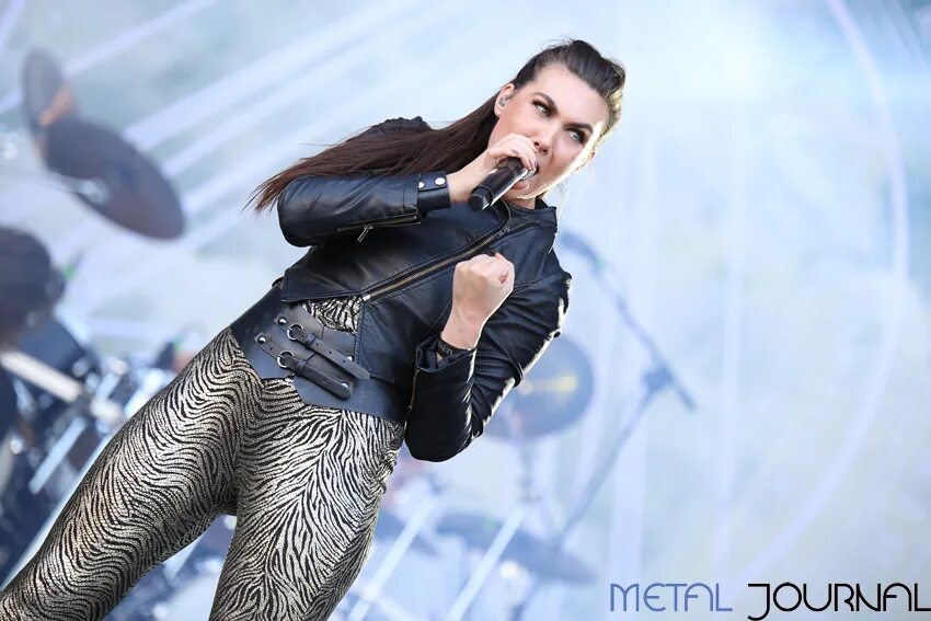 Amaranthe певица. Amaranthe солистка. Элиз Рюд. Amaranthe Elize Ryd.