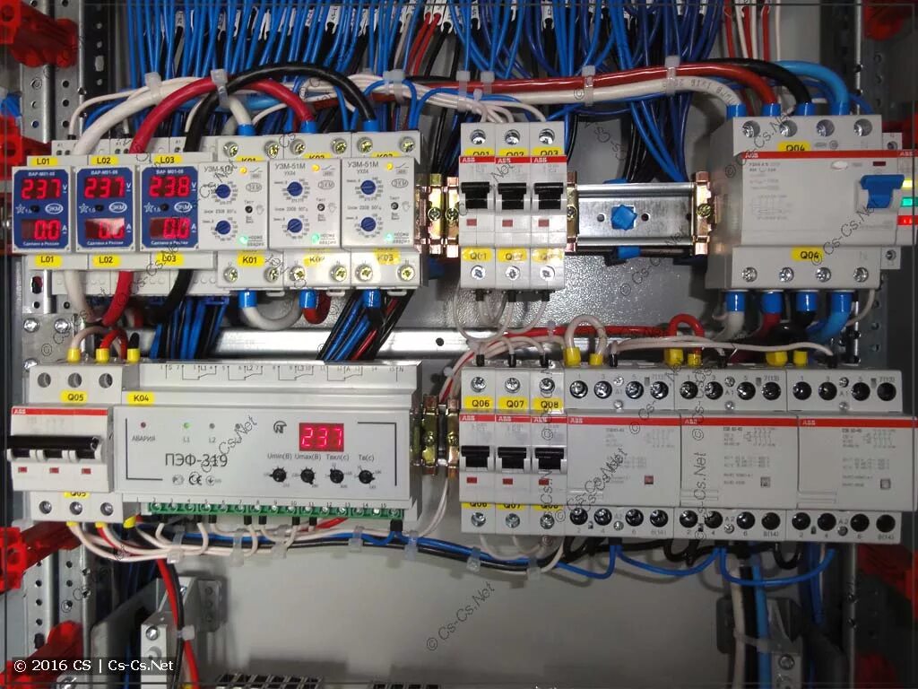 Переключатель фаз ПЭФ-319. Переключатель фаз Новатек-электро ПЭФ-319 3425601401. Переключатель фаз ПЭФ-301. Реле переключения фаз ПЭФ 319. Трехфазная автоматика