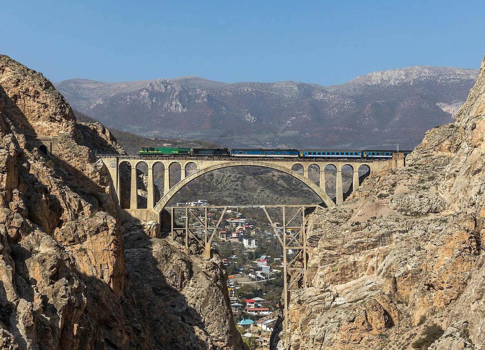 Железные дороги ирана. Трансиранская железная дорога (Иран). Железная дорога Тегеран Сари. Трансиранская железная дорога Хузестан. Мазандаран мост.