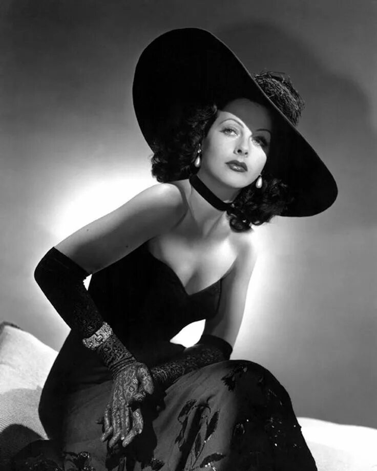 Retro glamour