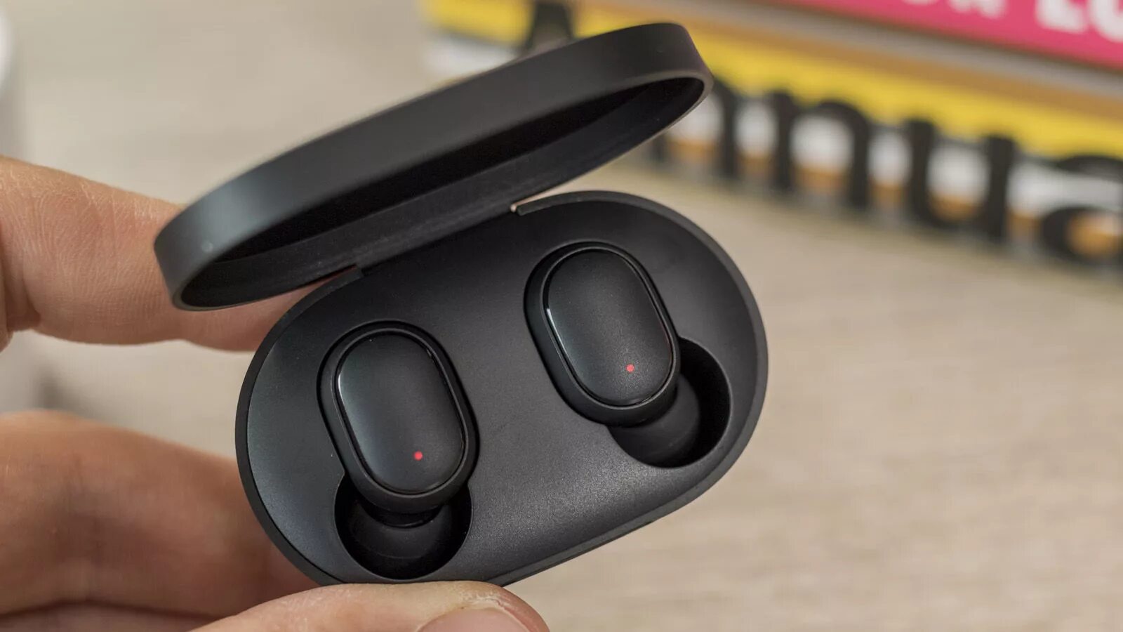 Беспроводные наушники редми airdots 2. Наушники xiaomi airdots. Наушники сяоми редми 5. Redmi airdots 4. Наушники сяоми редми 5.