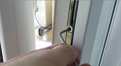 Окно дует со стороны петель что делать