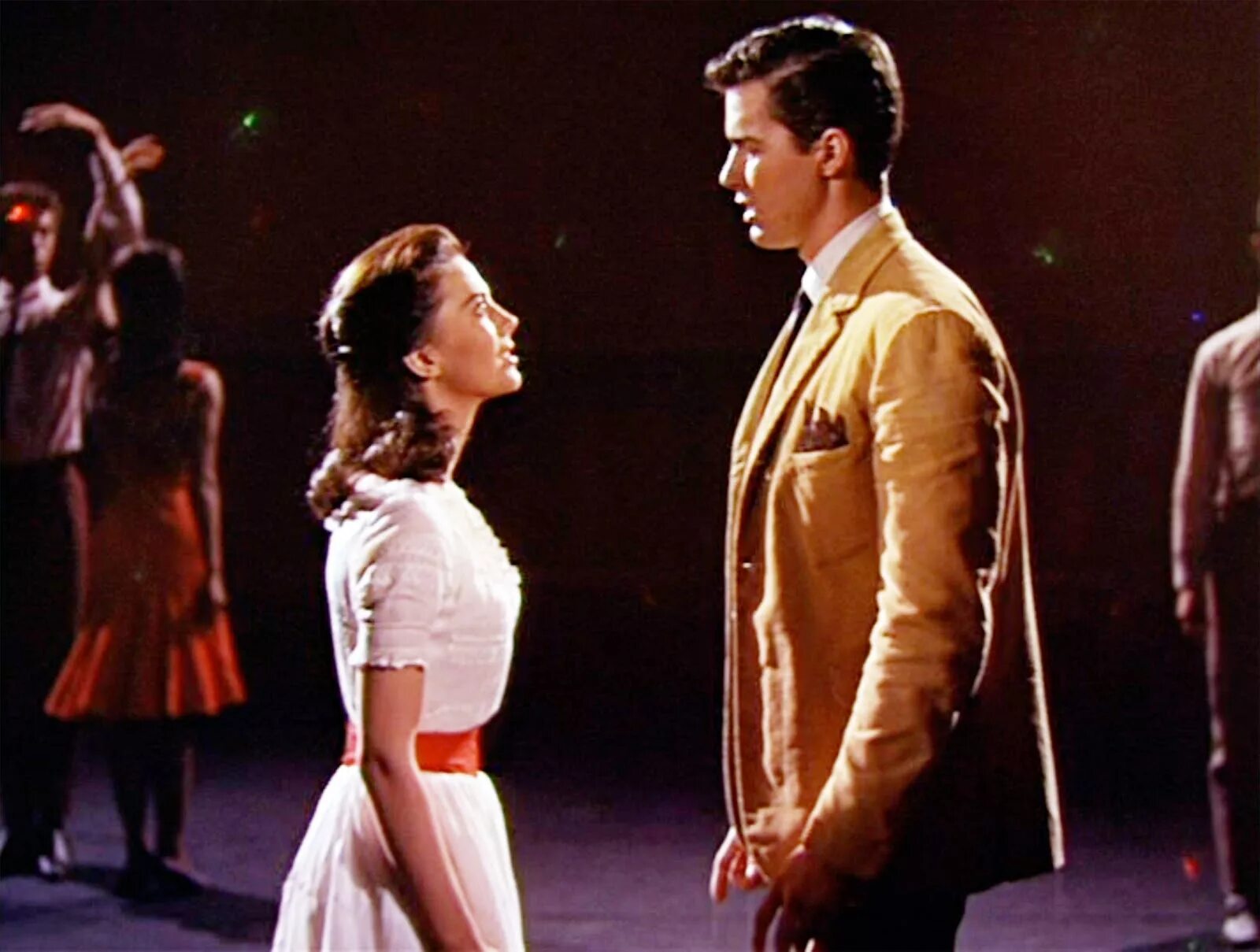 Вестсайдская история / West Side story (1961). Вестсайдская история 1961 Тони. Натали Вуд Вестсайдская история. Вестсайдская история л бернстайна