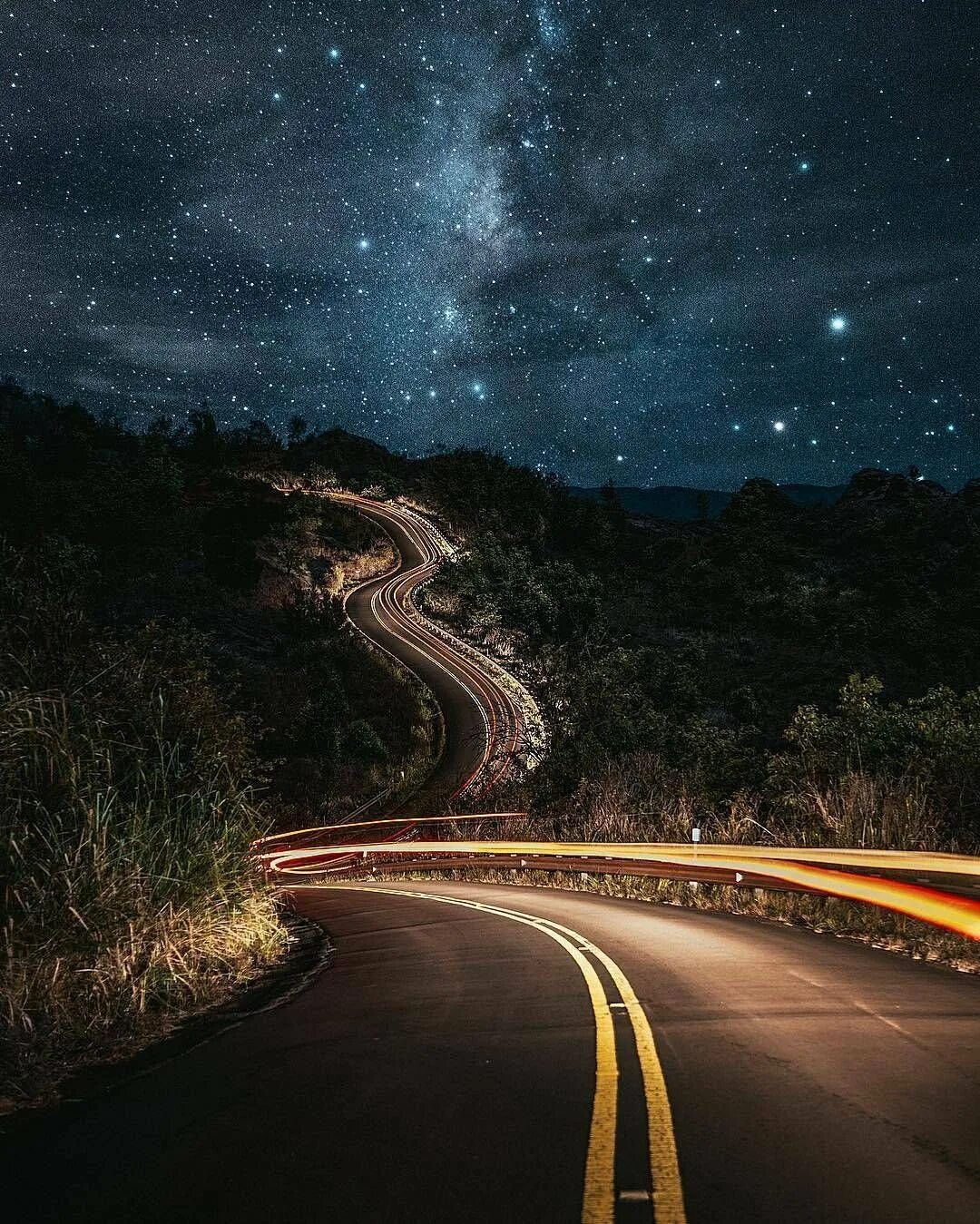 Ночная дорога. Красивые дороги. Дорога путь. Красивая дорога. Звездное небо дорога