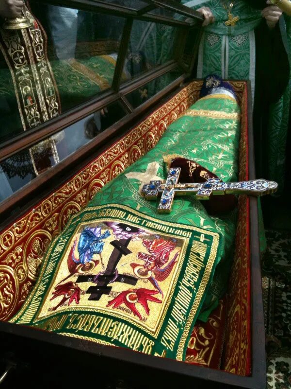 печерская лавра мощи святых. мощи киево-печерской лавры. мощи святых в киево-печерской лавре. нетленные мощи киево печерской лавры. киево-печерская лавра мощи.