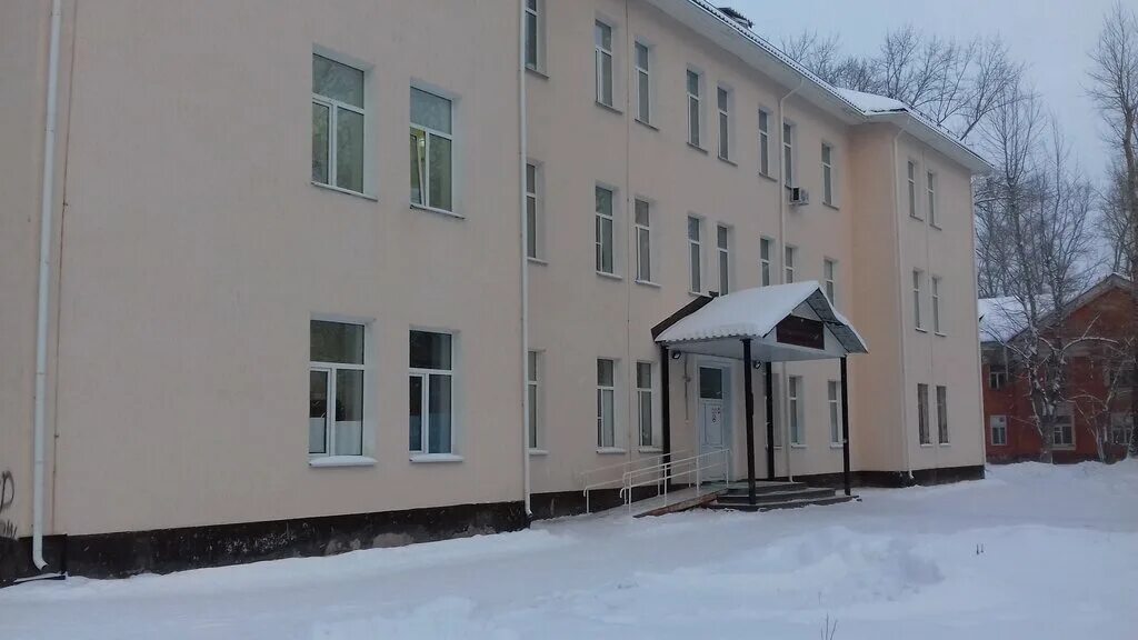 Улица сибирская глазов. Больница на кирова глазов. Женская консультация глазов мира 22. Глазов 22 женская консультация. Межрайонная больница глазов.