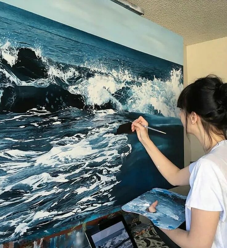 Art be beautiful. Andreea Berindei румынская художница. Картины для рисования. Художник рисует море. Интересные картины.
