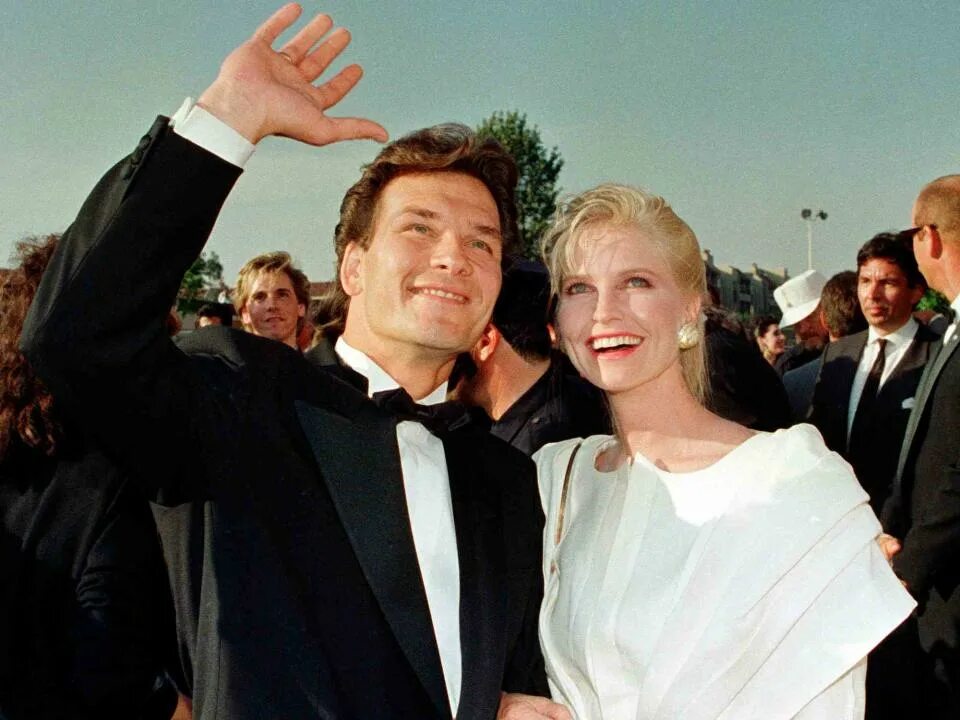 Patrick Swayze's widow Lisa Niemi marries jeweler in intimate Palm Beach ceremon