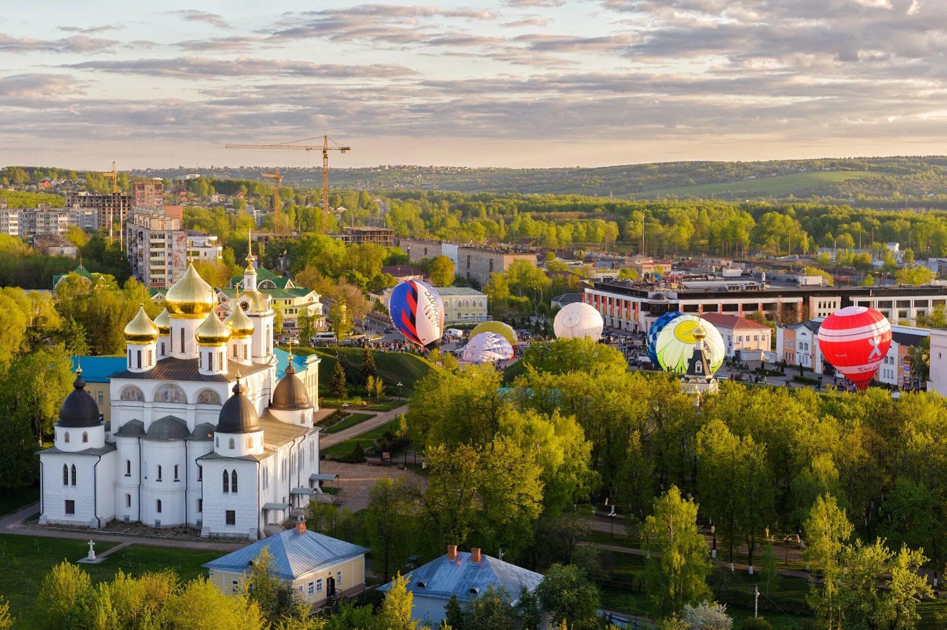 В дмитрове купить бу. Дмитров Московская область. Дмитров центр города. Город Дмитров Мос обл. Город Дмитров достопримечательности.