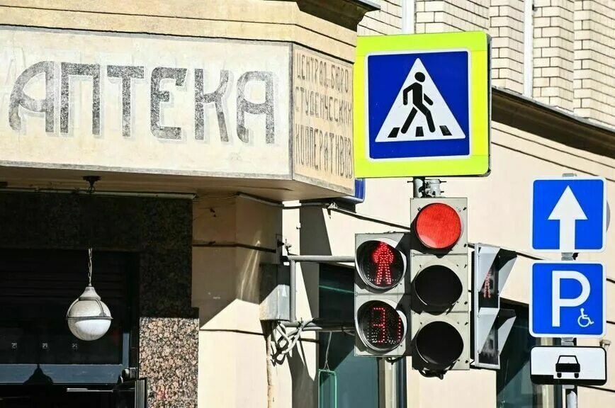 И не превысят 8 в. И не превысят 8 в