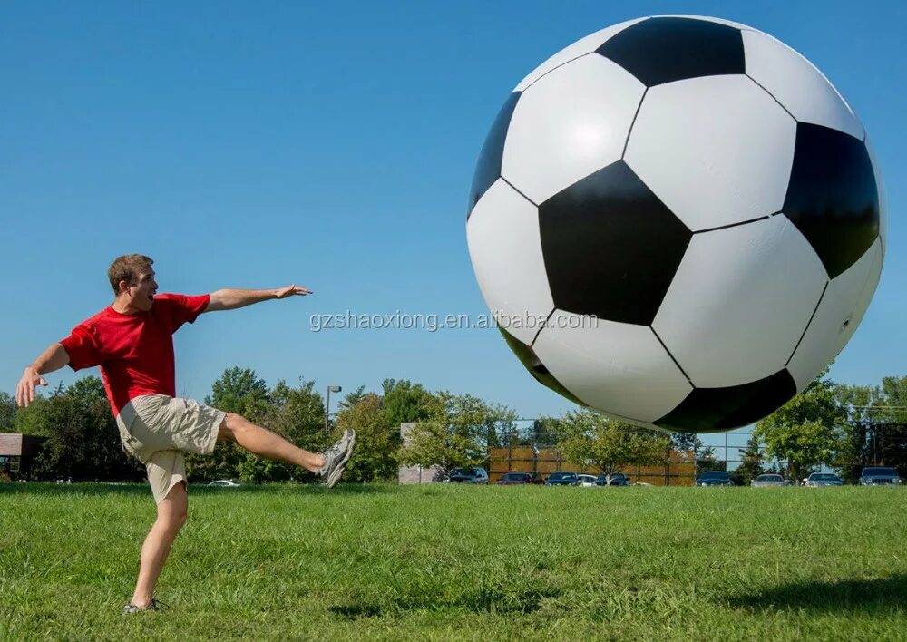 Мяч 6 футбол. Мяч "футбол". Гигантский мяч. Гигантский футбольный мяч. Мячик огромный.