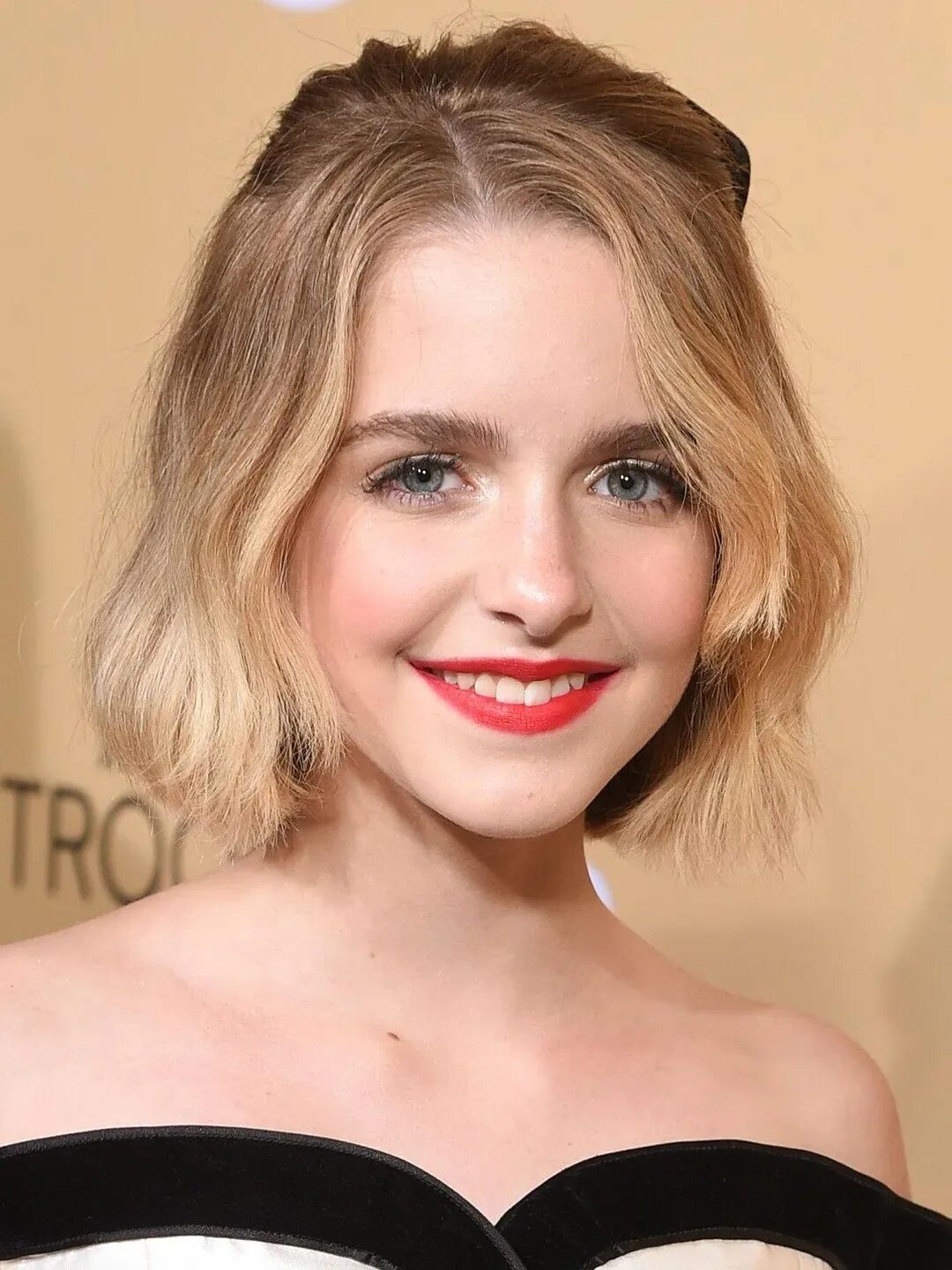 Mckenna grace. МАККЕННА Грейс 2020. МАККЕННА Грейс Возраст 2020. МАККЕННА Грейс сейчас. МАККЕННА Грейс 17 лет.