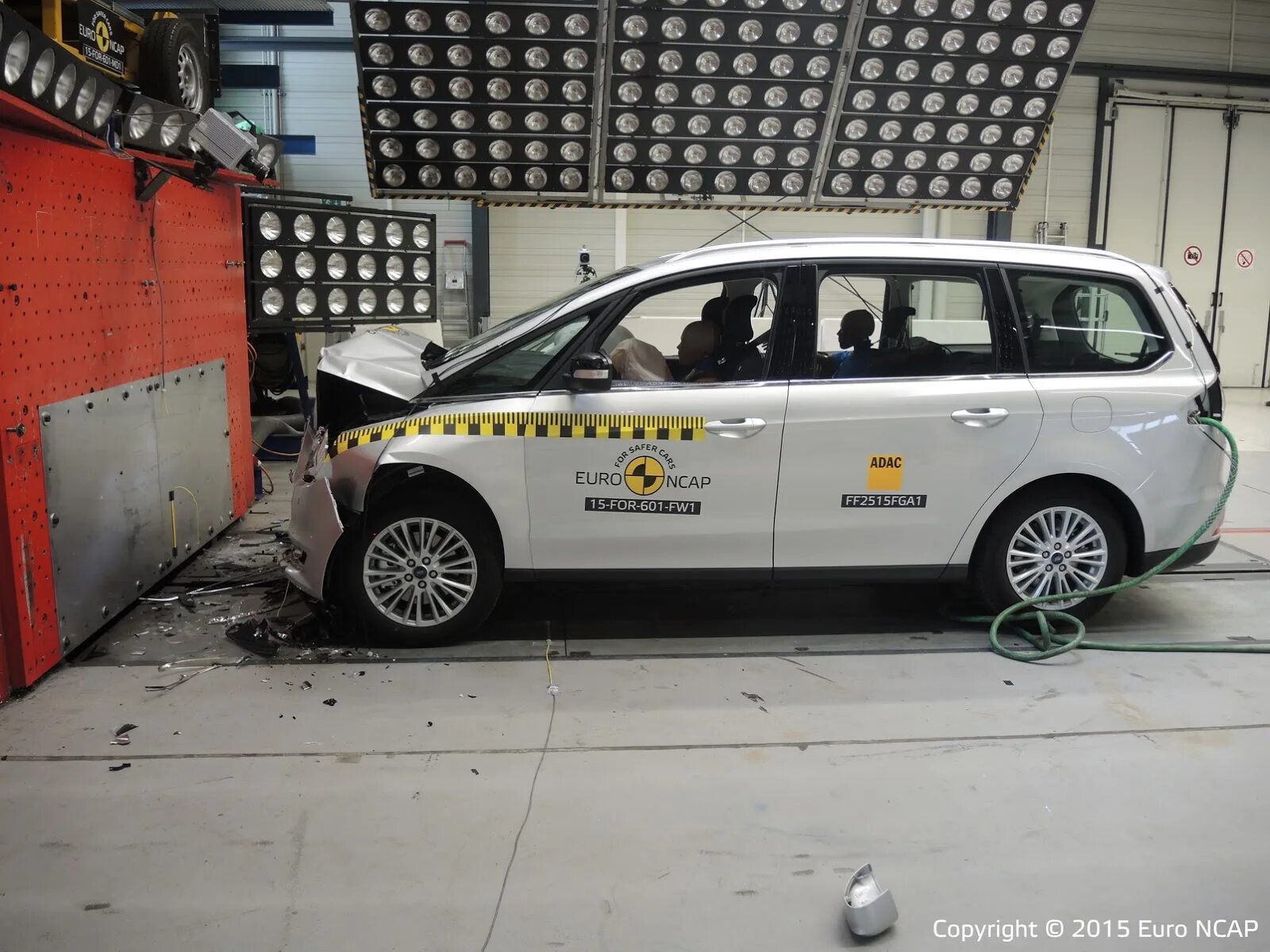 Safe автомобиль. Краш тест евронкап. Li7 Euro NCAP. Euro NCAP Rover 100 1997 Honda Jazz 2015. Автомобиль safe евро 1.