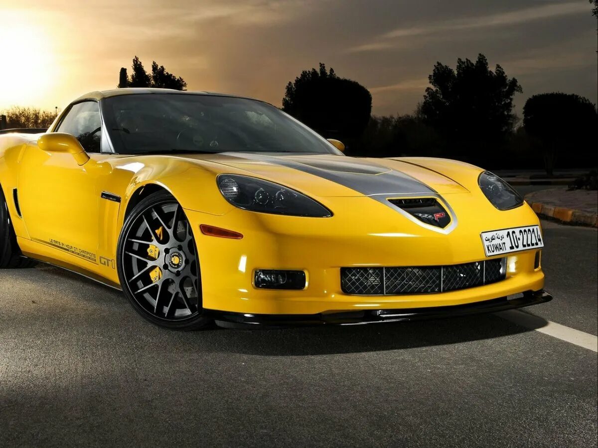 Как играть в желтую машину. Chevrolet Corvette c6. Chevrolet Corvette c6 Yellow. Желтый Шевроле Корвет c6. Chevrolet Corvett желтый Corvette c6.