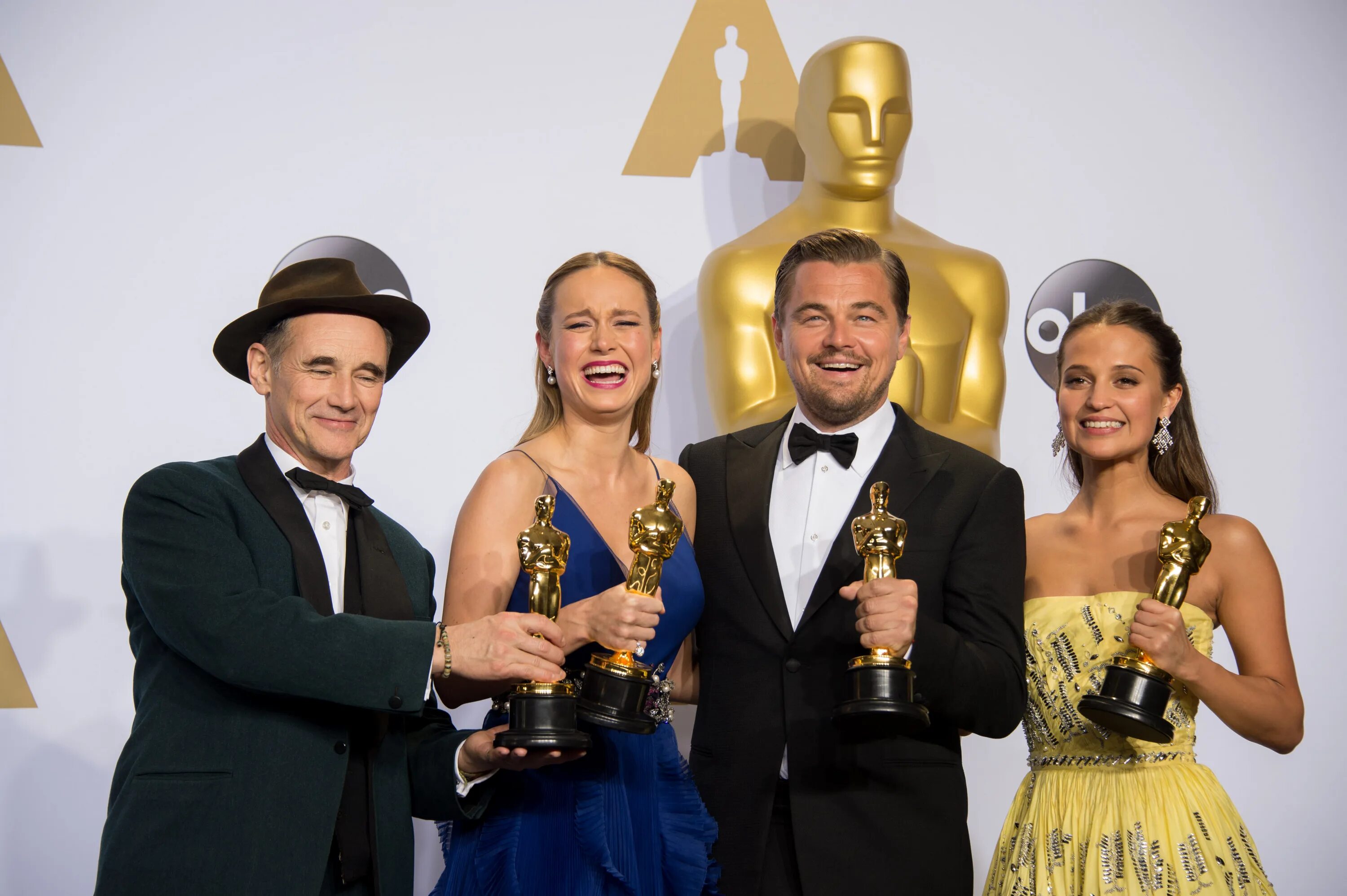 Премия оскар 2016. Церемония оскар 2016. леонардо ди каприо на церемонии вручения оскара. оскар (кинопремия, 2025) гости.