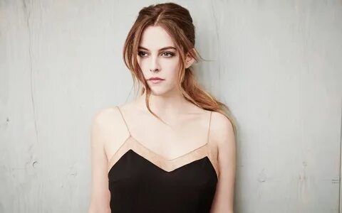 Riley keough