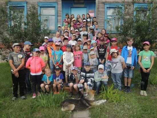 Погода печерском сызранского района самарской. Село Печерское Сызранского района. Печерские Выселки Сызранский район. Печерская школа Сызранкого РН. Герой в селе Печерское Самарской.