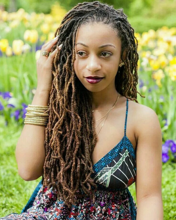 Афрокосы джессика. Афрокосы дреды. Сиара афрокосы. Дреды, косички (африканские, французские, сенегальские). Кудрявые дреды.