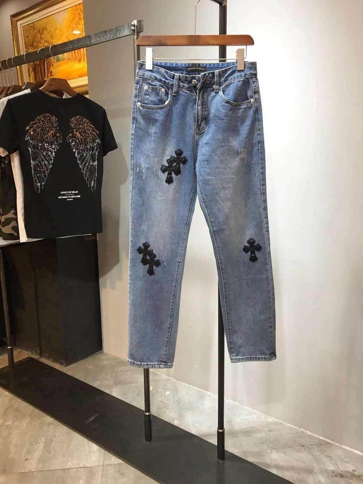 Jeans hearts. Chrome hearts levis джинсы. джинсы хром хартс с крестами. брюки chrome hearts. chrome hearts джинсы мужские.
