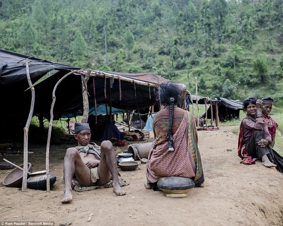 Неконтактные индейцы амазонии. Индейцы бороро. Прыжок в реку. Маркизские острова племена. Затерянные племена амазонки.