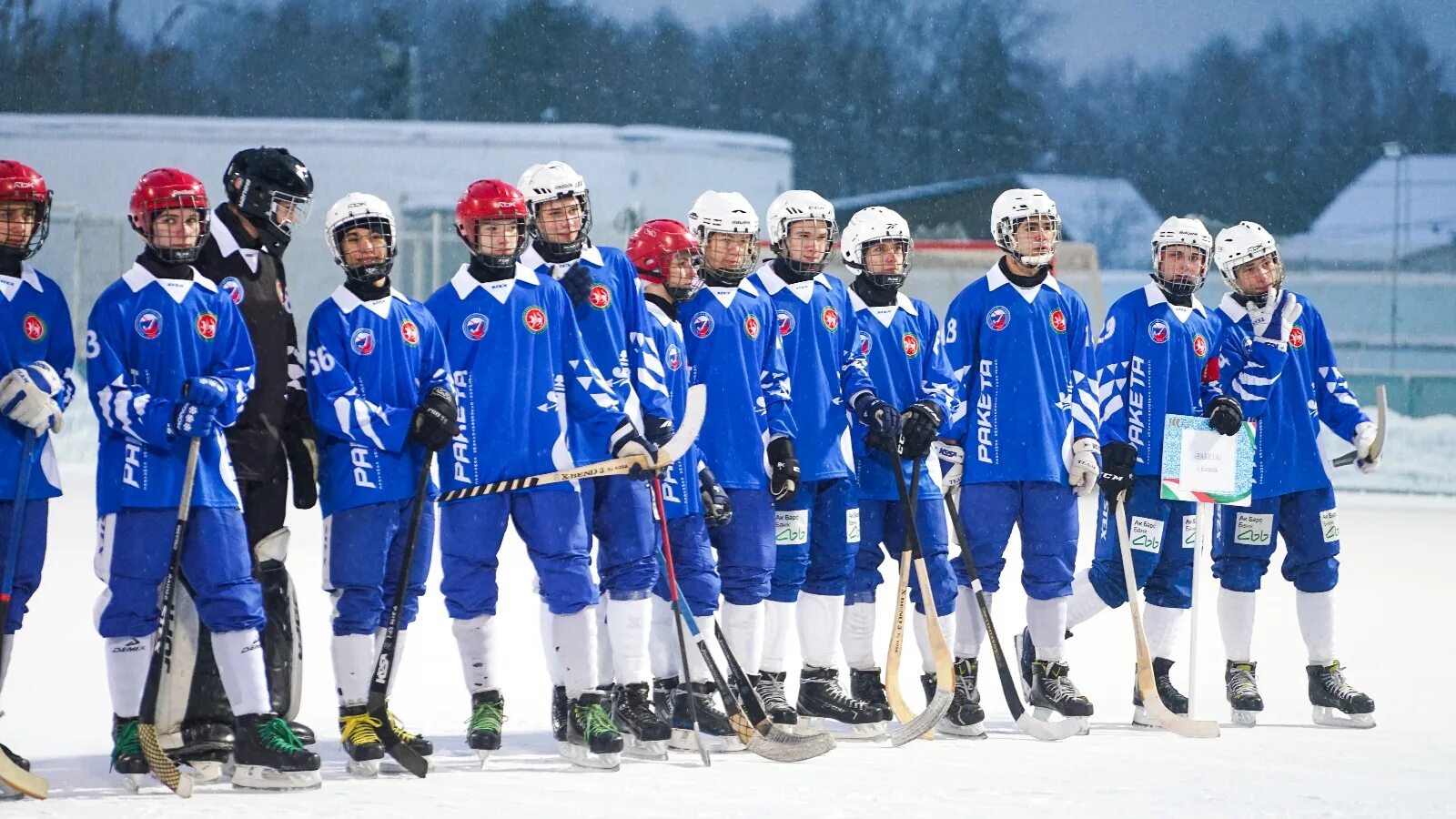 Хоккей 2007 р первенство. Хоккей москвы 2007. Хоккейная команда металлург 2007’ магнитогорск. Хоккей 2007 р первенство. Магнитка 2007 хоккей.