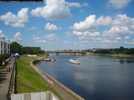 Расположен в городе твери