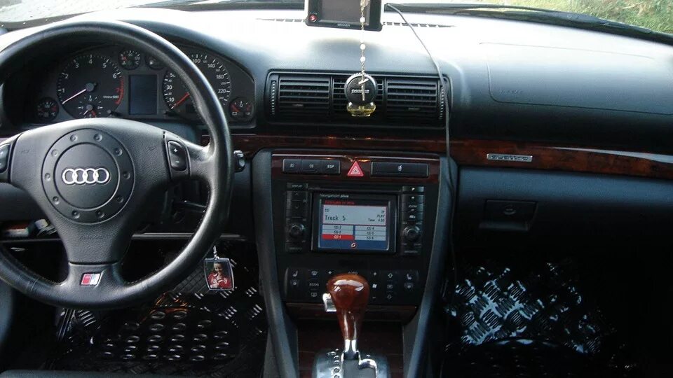 Панель ауди а4 б5 рестайлинг. Audi a4 b5 1996 салон. салон ауди а4 б5 рестайлинг. audi a4 b5 рестайлинг салон. audi a4 b5 1995.