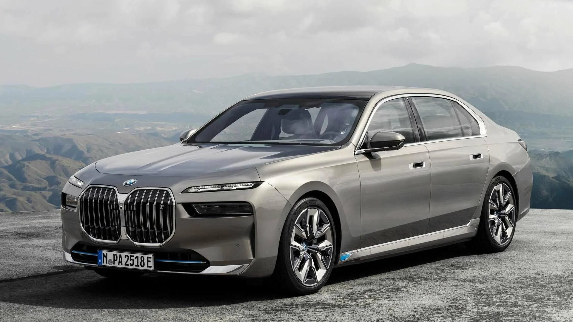 Новая БМВ 7 2022. BMW 7 2023. БМВ i7 2022. BMW 760 2023. X7 gibrid