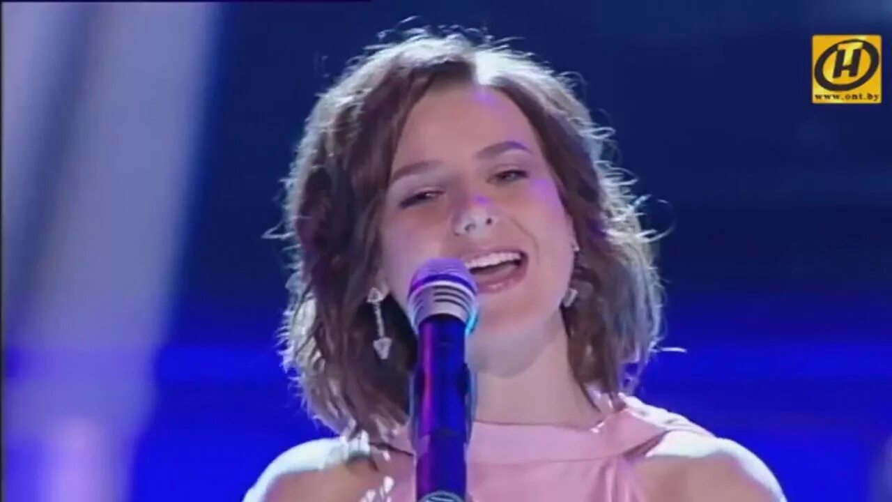 Цветы вишни. Песня па над белым пухам. Песня па над белым пухам. Песня па над белым пухам. Анжелика пушнова премия муз тв.