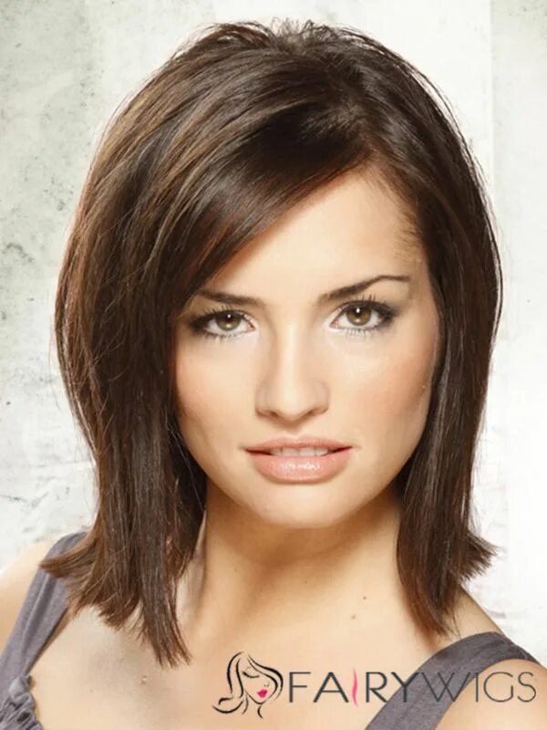 Стрижки на средние волосы на каждый. Стрижка каскад на средние волосы без челки. Стрижка каре на средние волосы без укладки. Средние стрижки для женщин. Стрижка на средние волосы без укладки.