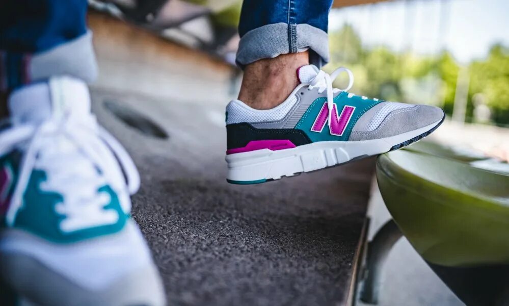 Почему new balance. New Balance 997h. New Balance 997h мужские. New Balance 997h стелька. Нью бэланс 997 h.