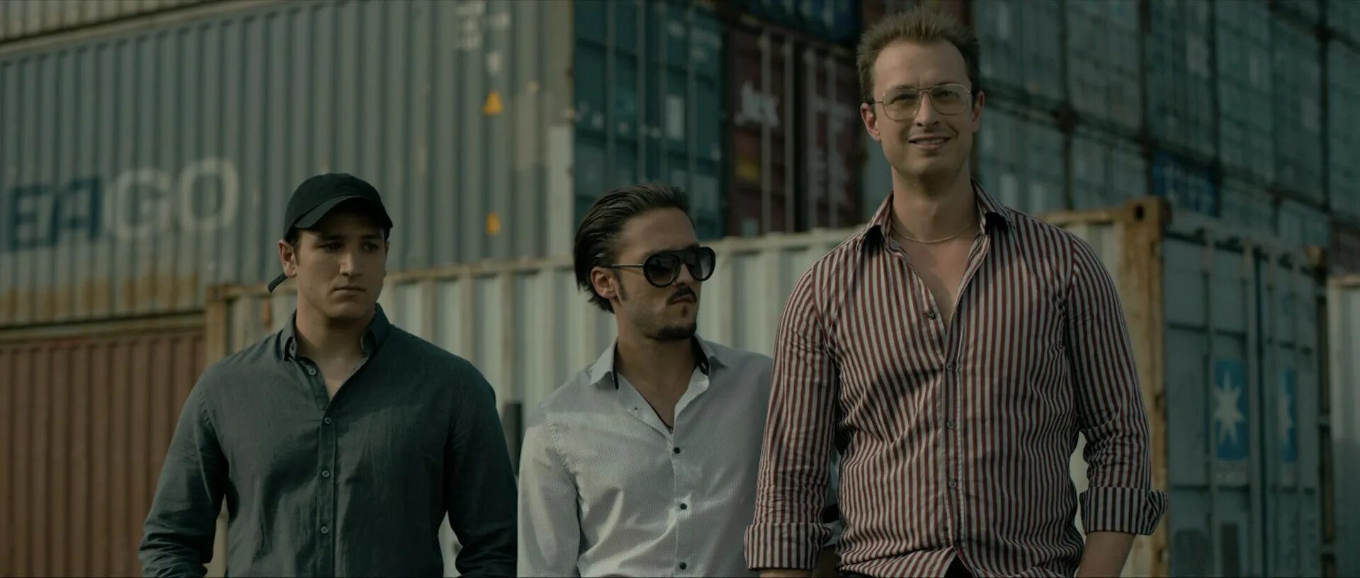 Угнать и продать 2020. Угнать и продать фильм 2020. Угнать и продать фильм 2020. Кино про угон машин 2020. Угнать и продать 2020.