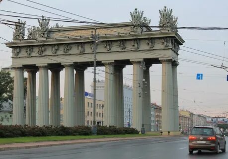Московские ворота в петербурге