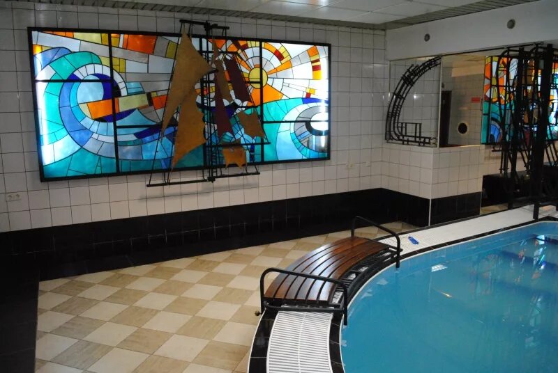 Сауна с детским бассейном в новосибирске. Сауна медуза кропоткина 132/4. Баня бассейн люкс. Финская сауна и бассейн. Новосибирский улица савуна.