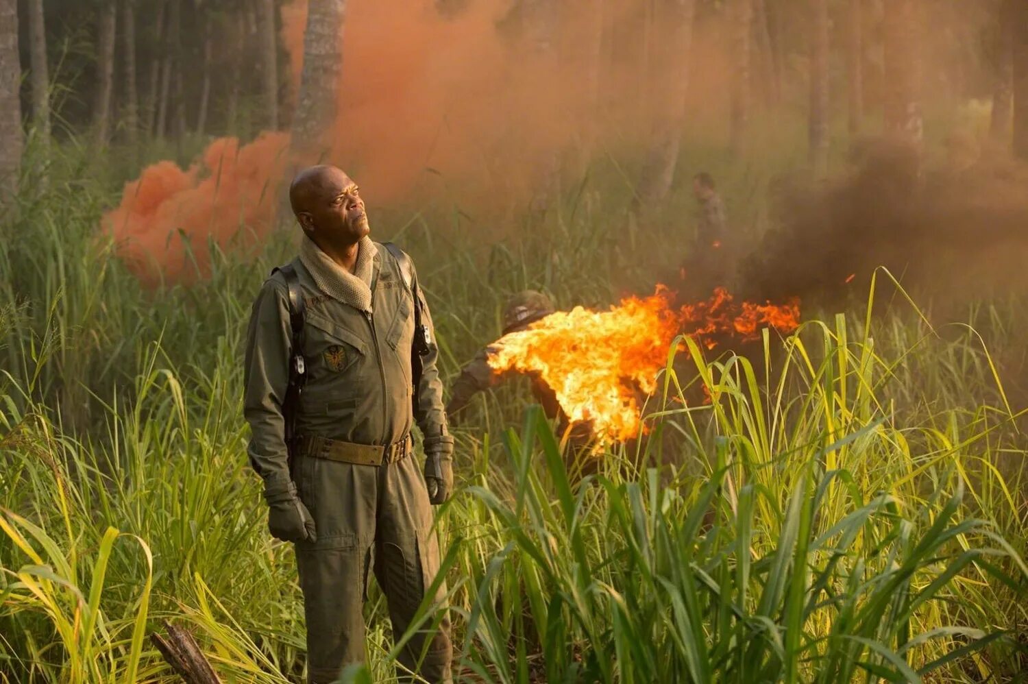 Kong skull island 2017. Конг: остров черепа фильм 2017. сэмюэл л джексон конг остров. сэмюэл л джексон остров черепа. фильм конг остров черепа 2.