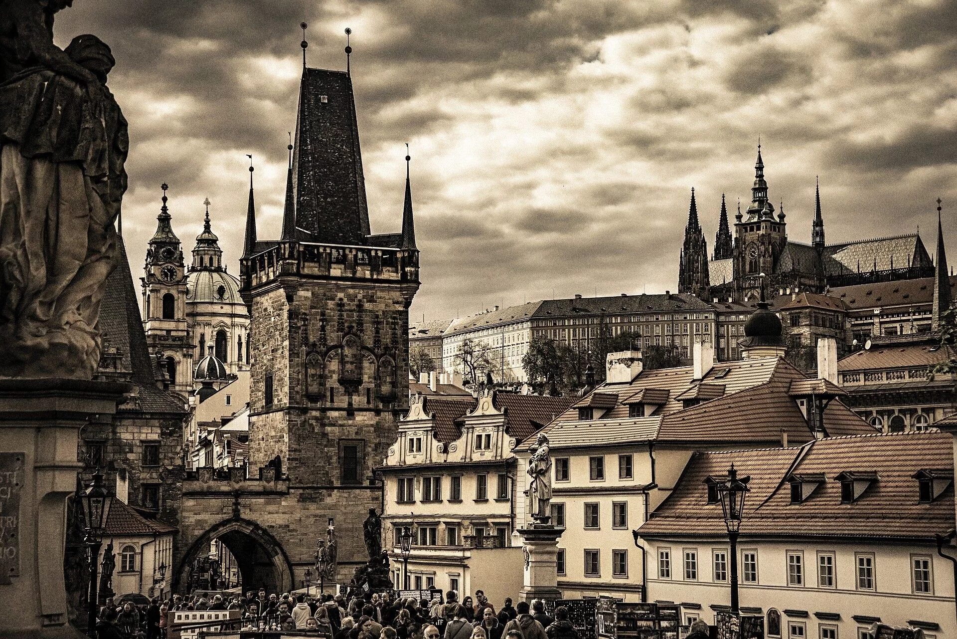 Карлов мост(Прага). Чехия Прага старый город. Старе место Прага. Прага 20 век.