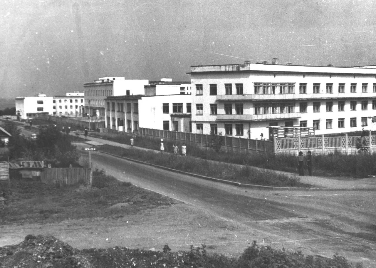 Новокуйбышевск нижняя площадь. Свердлова 2 новокуйбышевск. Новокуйбышевск старый город. Кинотеатр восход новокуйбышевск. Новокуйбышевск в 1952 году.