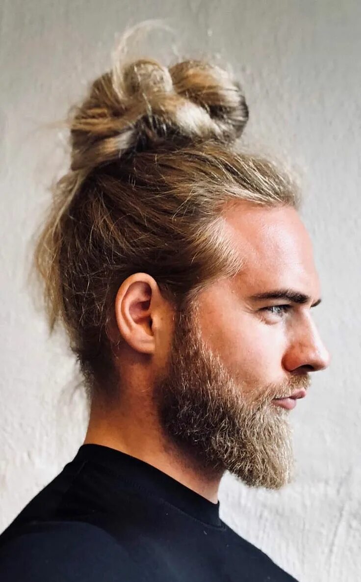 Bun прическа мужская Man bun hairstyles, Man bun top knot, Hipster haircuts for men