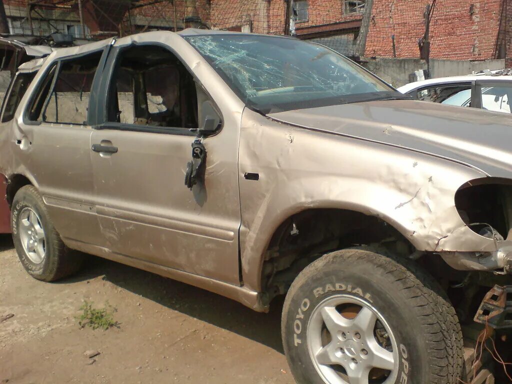 Авторазбор. Авторазбор город тюмень. Авторазбор тюмень. Авторазбор склад. Авторазборы тюмень номера.