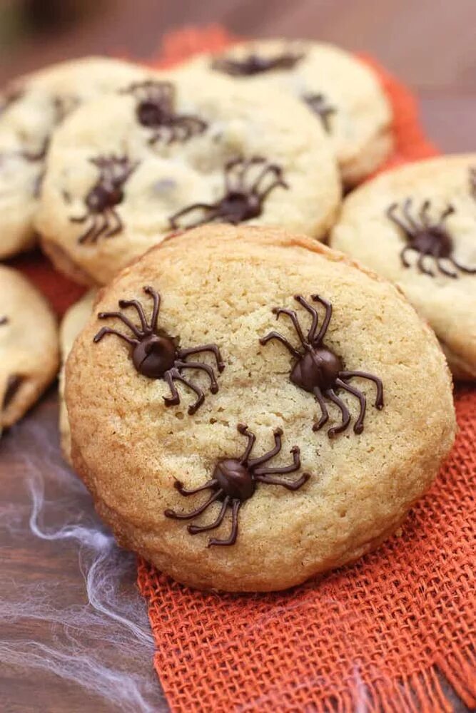 Pin by Kristin McNamara on Halloween Ballerina cookies, Sugar cookie, Pretty bal