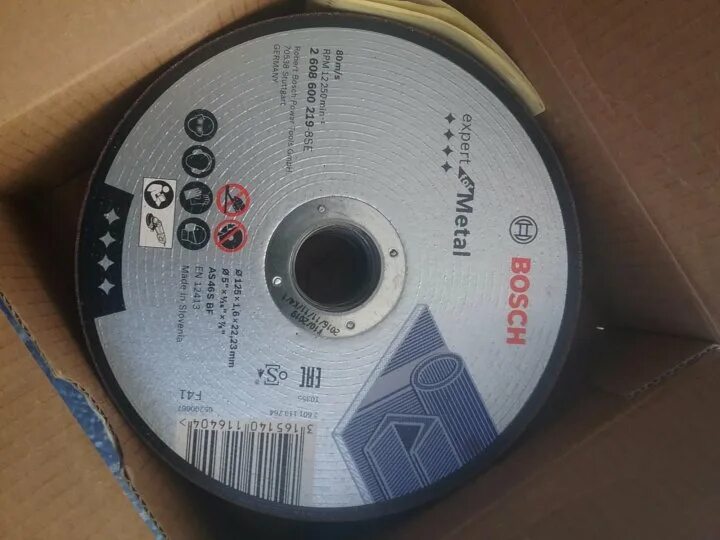 Отрезные диски по металлу bosch. Диск отрезной бош 125. диск отрезной 125х1,6х22 по металлу bosch pn 2608603165. диск отрезной по металлу bosch. диск отрезной 125 для бош с посадочным под крест.
