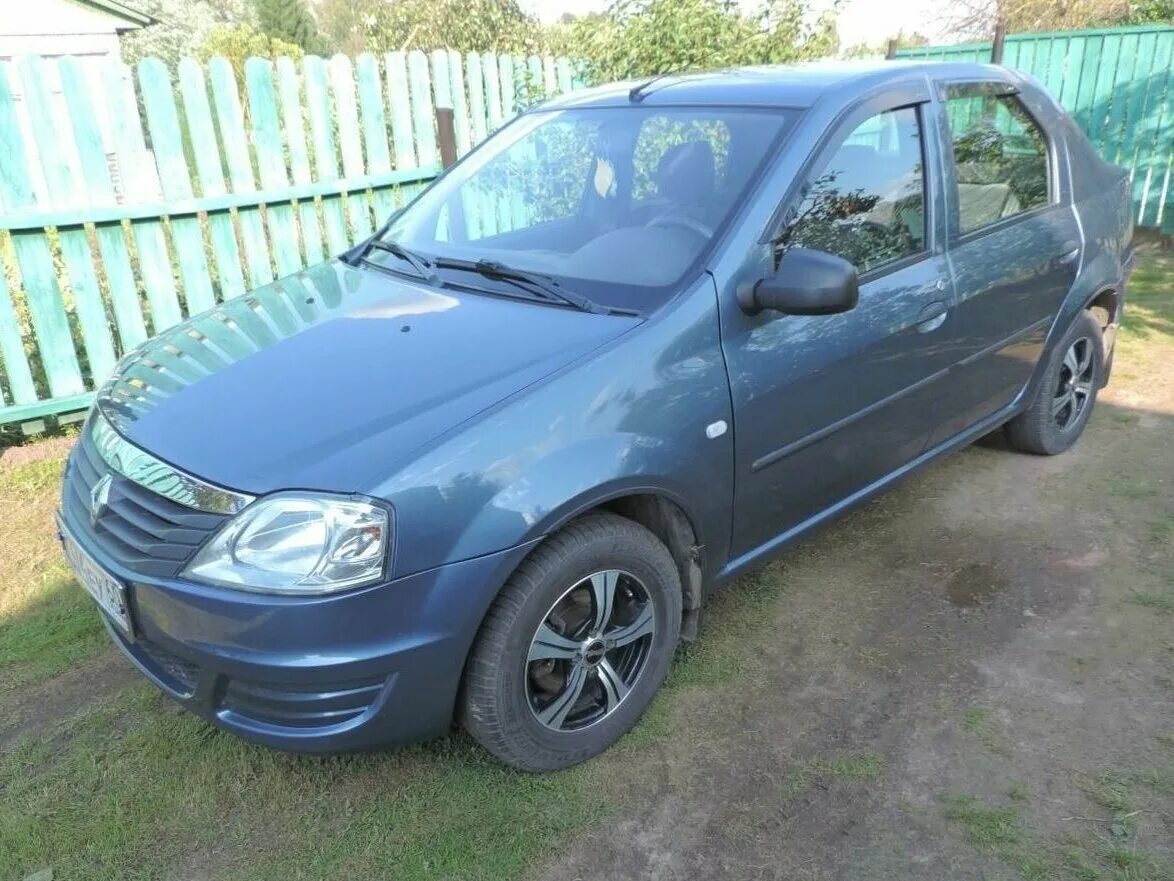 Авито псков логан. Рено логан псков. Рено логан псков. Рено логан 2011. Логан 1 2006.