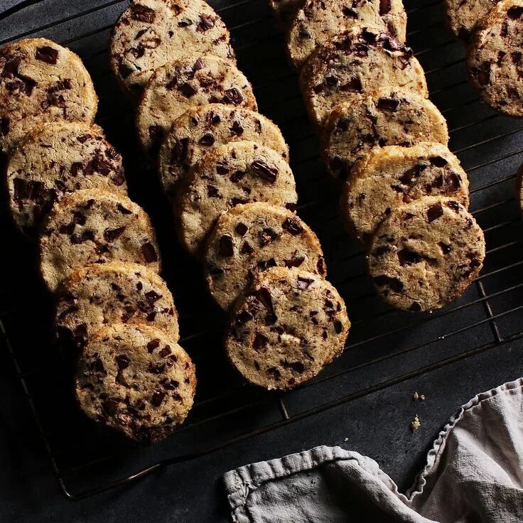 Пряник "мороженое". Pets make icingcookies together. Пряник бутылочка. Cookie инстаграм. Печенька в молоке.