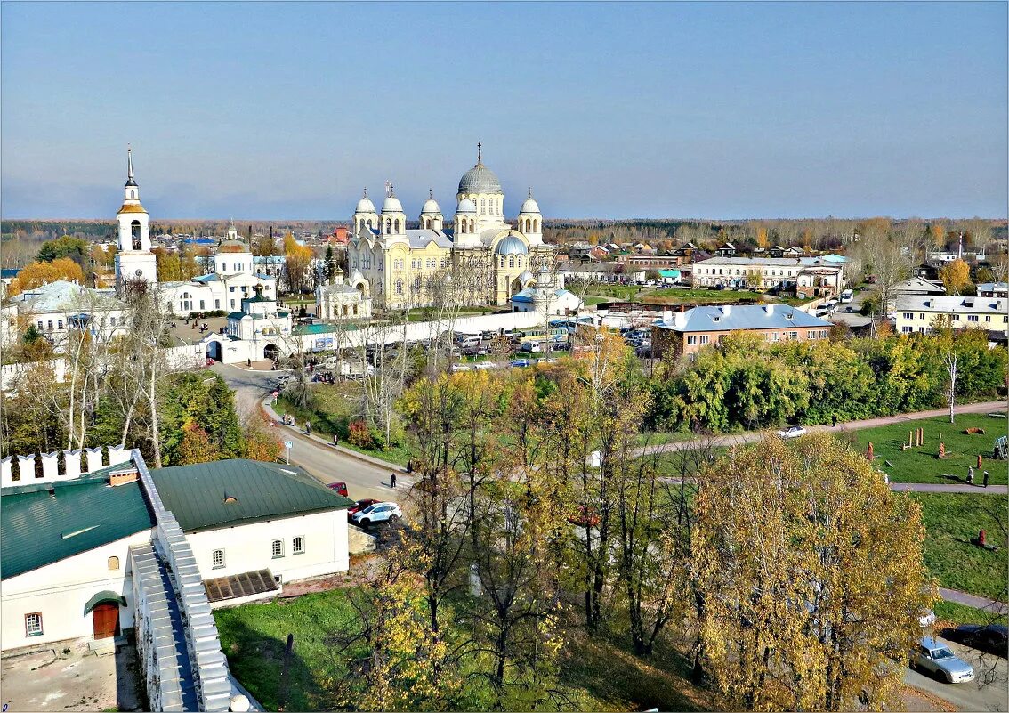 Верхотурский кремль верхотурье. Верхотурский кремль верхотурье. Храм в верхотурье свердловской области. Верхотурье духовный центр урала. Пешеходный мост верхотурье.