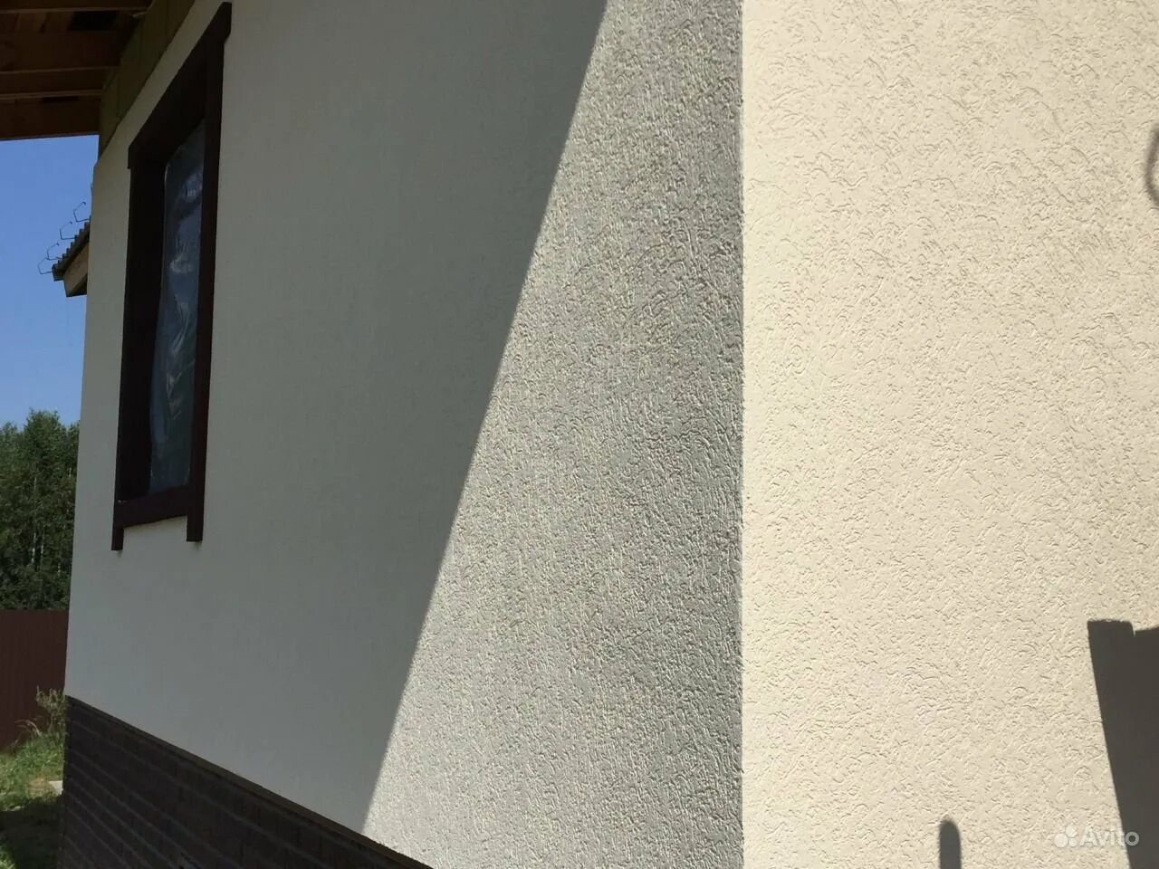 Технониколь 302. Байрамикс мраморная крошка фасад. Церезит штукатурка фасадная камешковая. Технониколь 302 камешковая. Дом с фасадом и камешковой штукатурки.