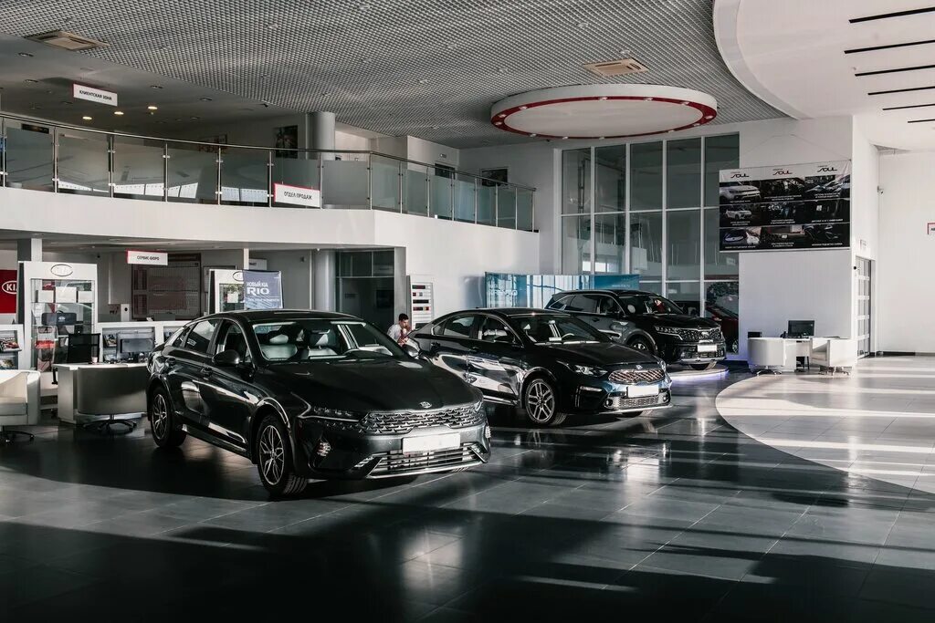 Car dealership. Киа Обводное шоссе 8 Автодилер Тольятти. Киа центр на Обводном шоссе Тольятти. Премиальный автосалон. Автосалон Россия.