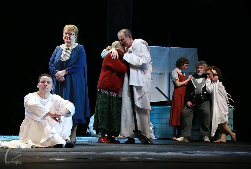 театр сатиры актерский состав