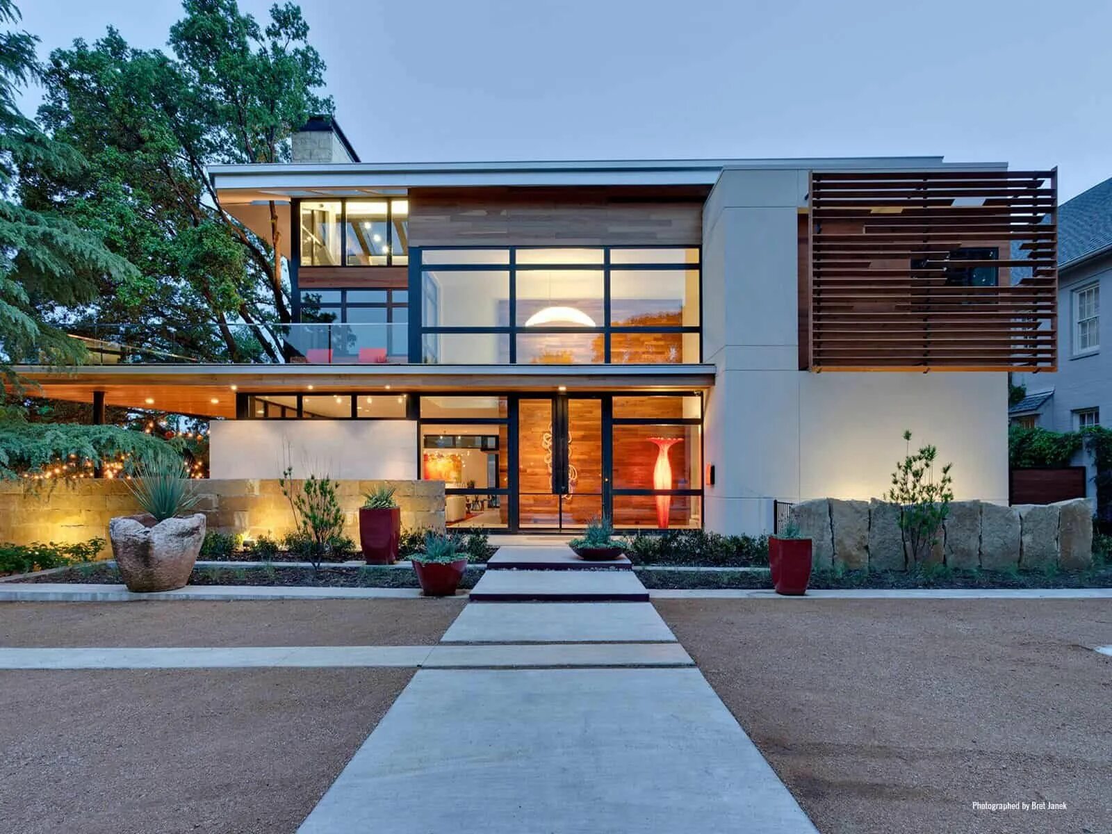 Modern americans. Модернистский дом в США частная архитектура. ЭКОДОМ В США, Лос-Анджелес. Стильный особняк в Санта-Монике. Современный загородный дом.