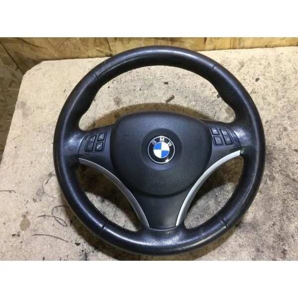 M руль е90. Bmw e87 руль. Руль е87. Бмв 118i руль. Бмв е87 руль.