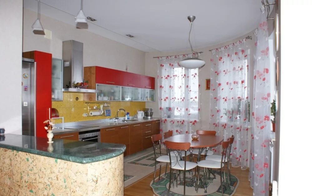 Купить квартиру барнаул центральный. Квартиры в Барнауле. Недвижимость Барнаул кухни студии. Самые красивые квартиры в Барнауле. Барнаульская 97 квартира.
